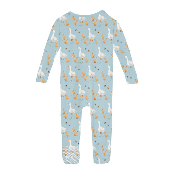 Print Convertible Zip Sleeper - Spring Sky Feeding Ducks
