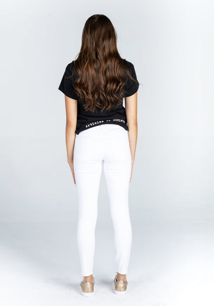 Sarah Skinny - Malibu