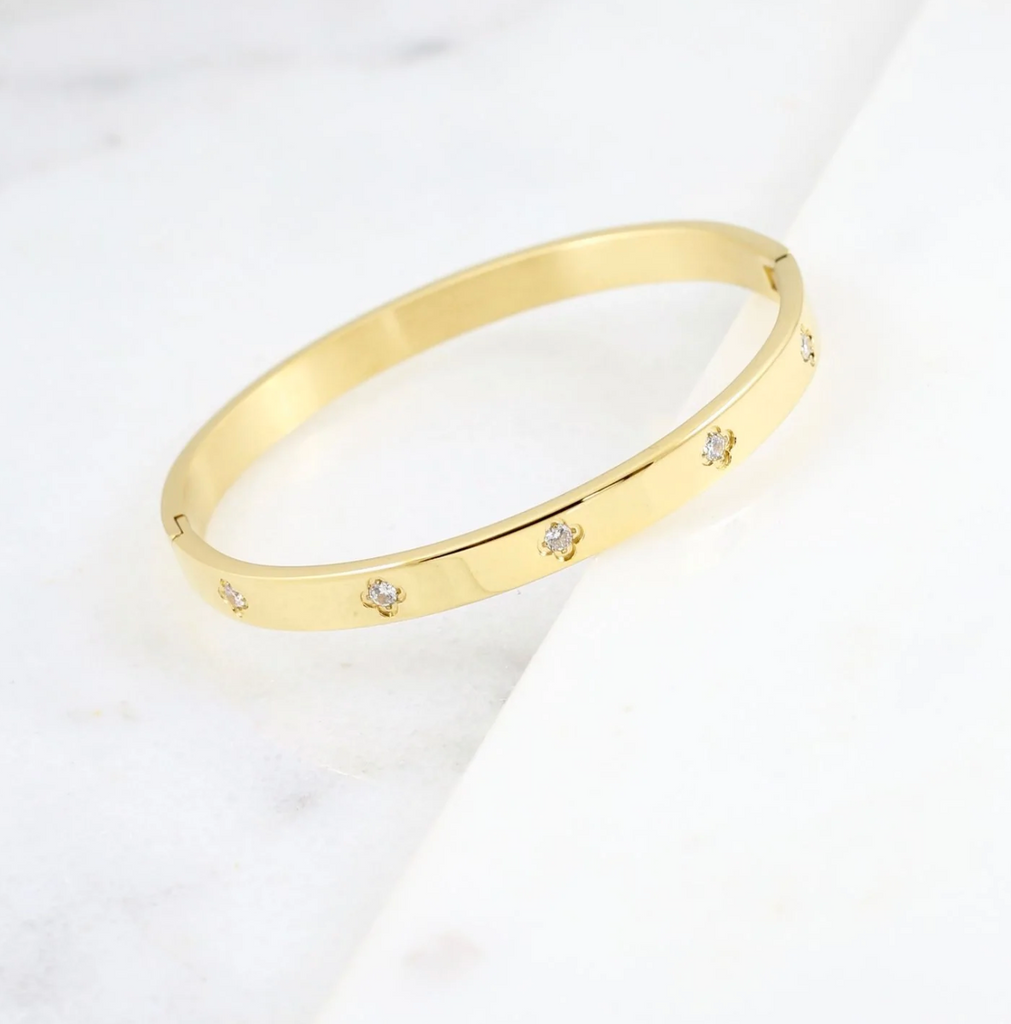 Irving Bracelet with Clover Accents - Gold